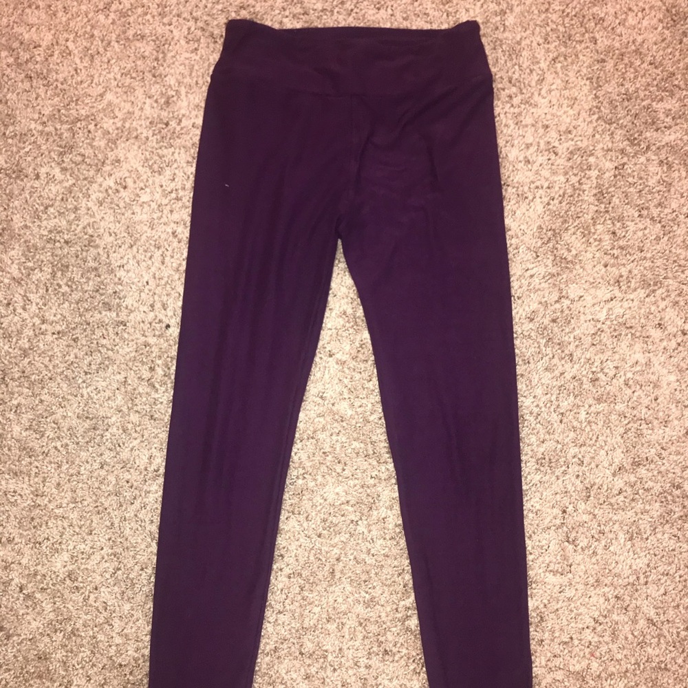 purple leggings